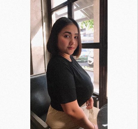 Phiromya Pangyouk OnlyFans Strip