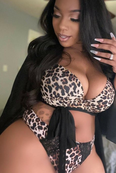 TheeMsRobinson OnlyFans X