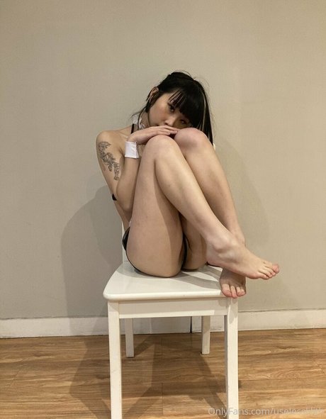 uselesslilith OnlyFans-Fotos