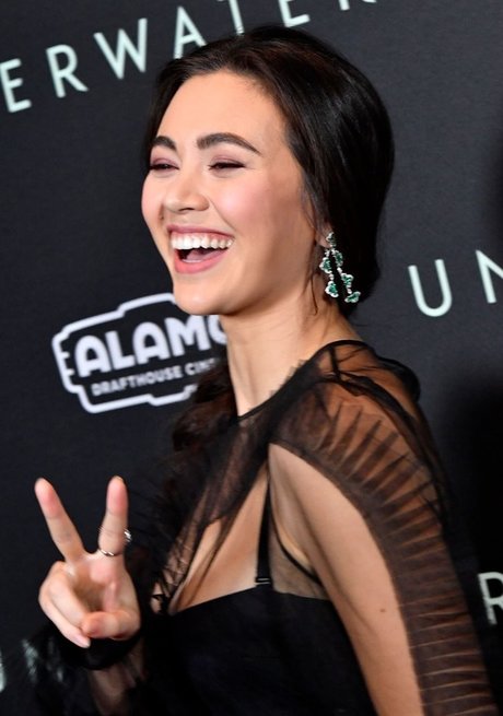 Jessica Yu Li Henwick Nackt auf OnlyFans Leak