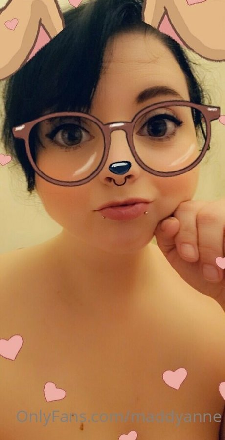 madianne Nacktbilder OnlyFans