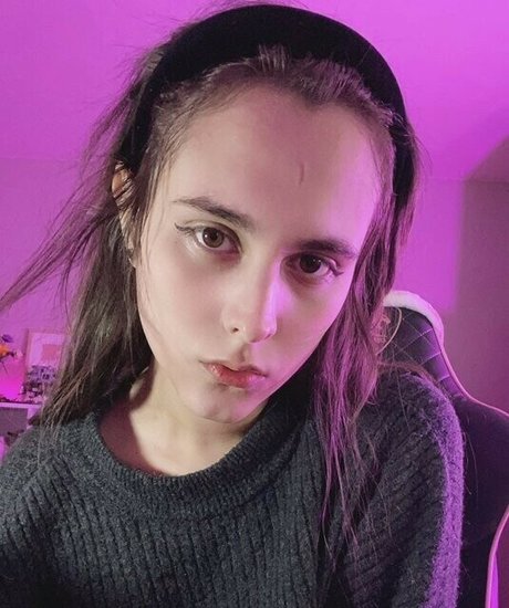 Bunnygirl emma Neuer OnlyFans Leak