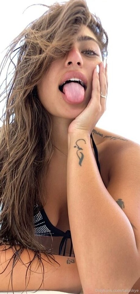 skyelia Leak von OnlyFans Pornografie