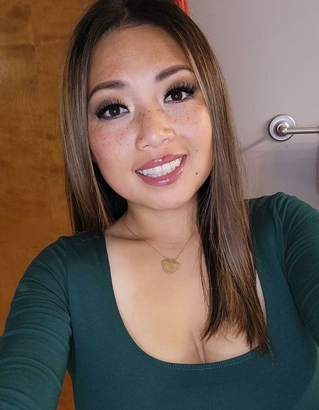 Jee Yung OnlyFans Bilder