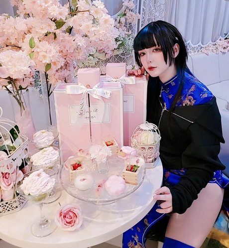 Tsuruko The Alien OnlyFans Inhalte