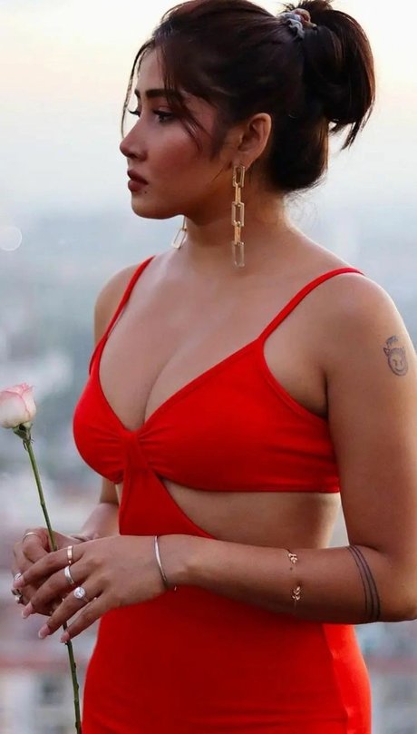 Sofia Ansari Nackt auf OnlyFans Leak