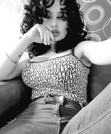 Taliyamilano Nacktpornos auf OnlyFans