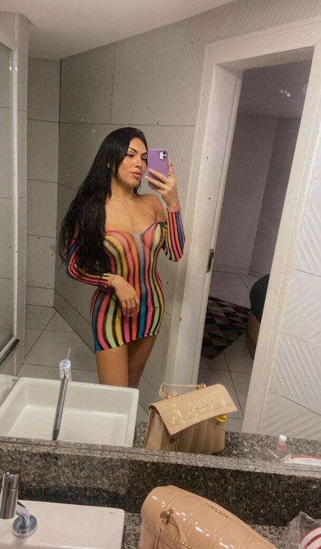 Sofia Santtos OnlyFans Lesbisch