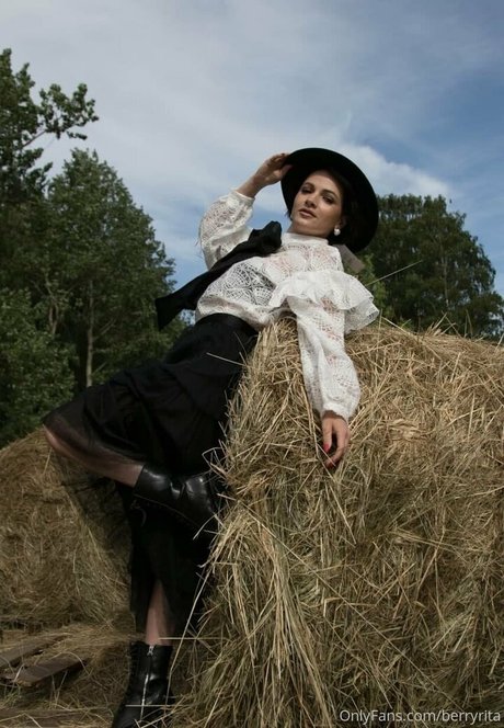 berryrita NurlyFans-Pornos