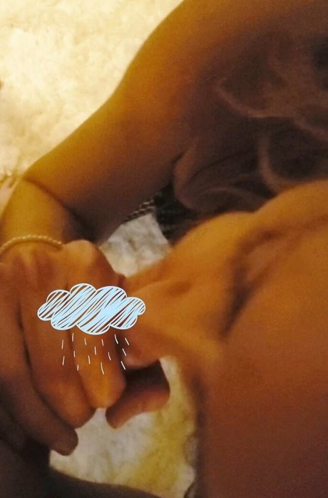 simply dylan OnlyFans-Bilder