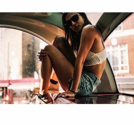 Aylin Tezel OnlyFans Nacktbilder