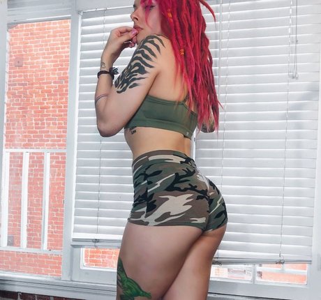 Torierobot Nackt auf OnlyFans Leaks