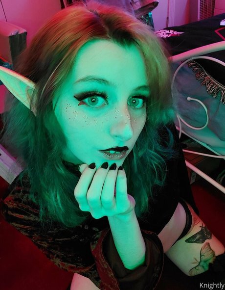 the waaa OnlyFans-Bild