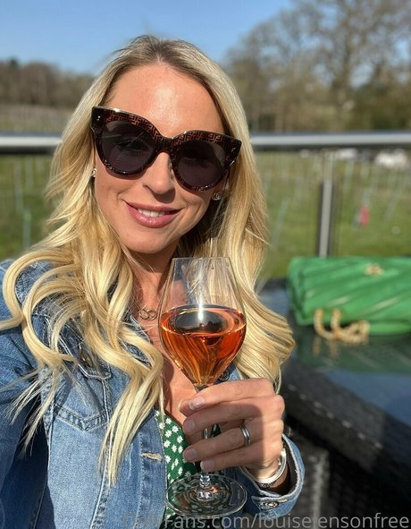 louisejensonfree Leaked OnlyFans Bilder