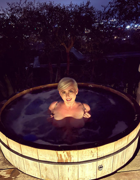 madam genevieve Geleakte OnlyFans-Inhalte