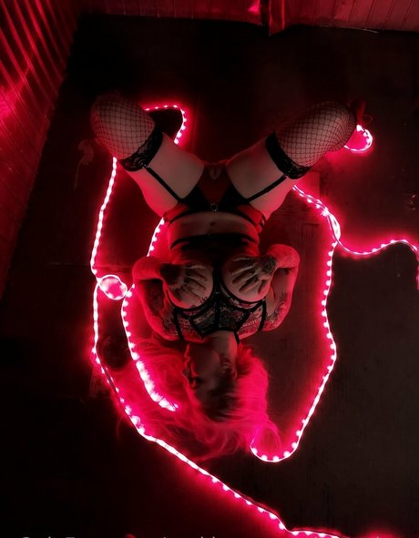 suskivonsweethoneylove OnlyFans Leaked