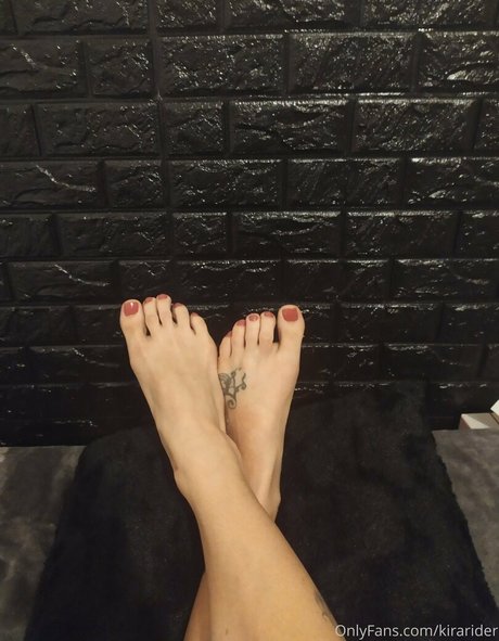 larraphoenix OnlyFans Bilder