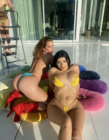 riinablakeee OnlyFans