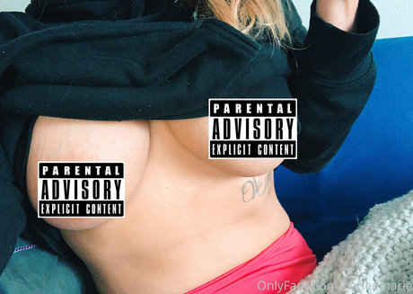 harleemarie OnlyFans Brüste Bild