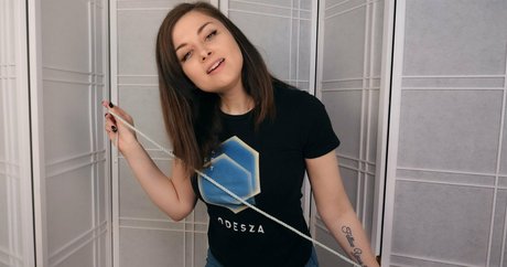 ellieidolfemdom OnlyFans