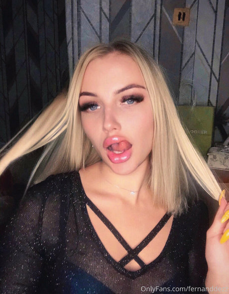 bellacherry69 Titten OnlyFans