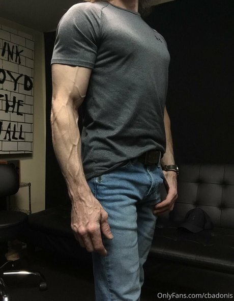 cbadonis OnlyFans-Creator
