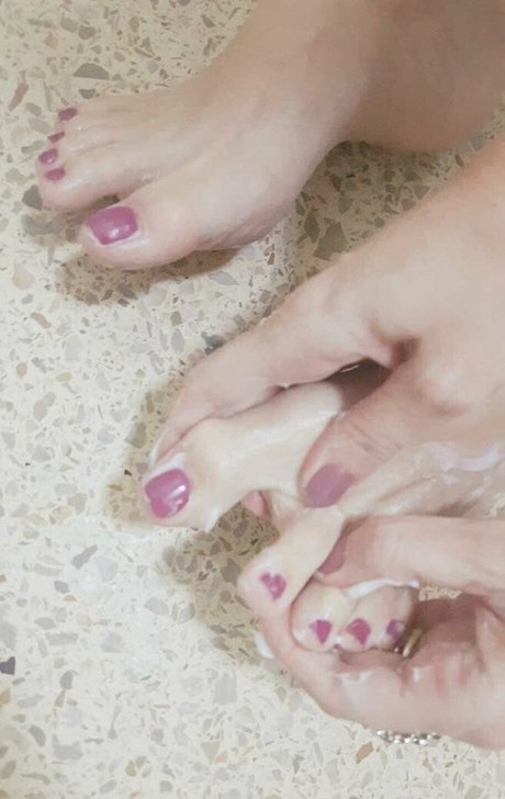 lov fetish Nacktbilder von OnlyFans