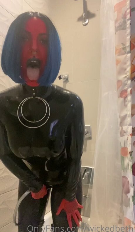 Wicked Beth OnlyFans kostenlos geleakt