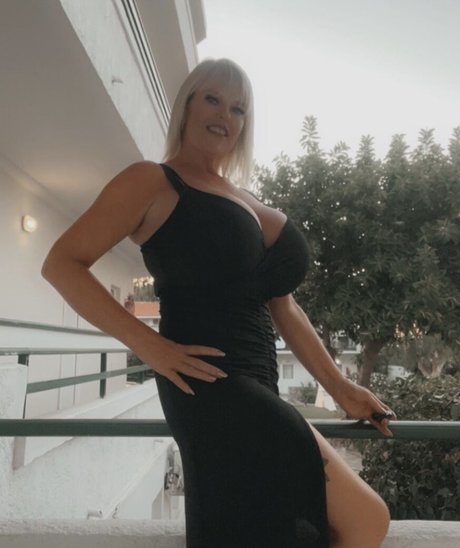 Mollyjfoxx OnlyFans Leak