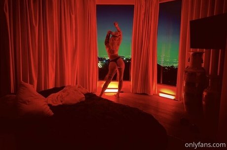 iamheaveniamhell OnlyFans Nacktbilder