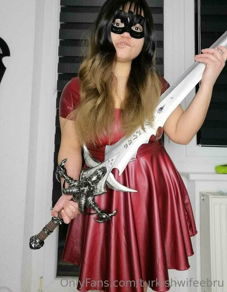 turkishwifeebru NurlyFans-Brüste