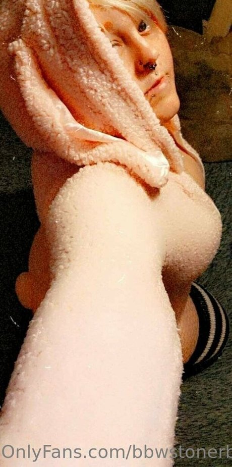 bbwstonerdoll OnlyFans Fotos