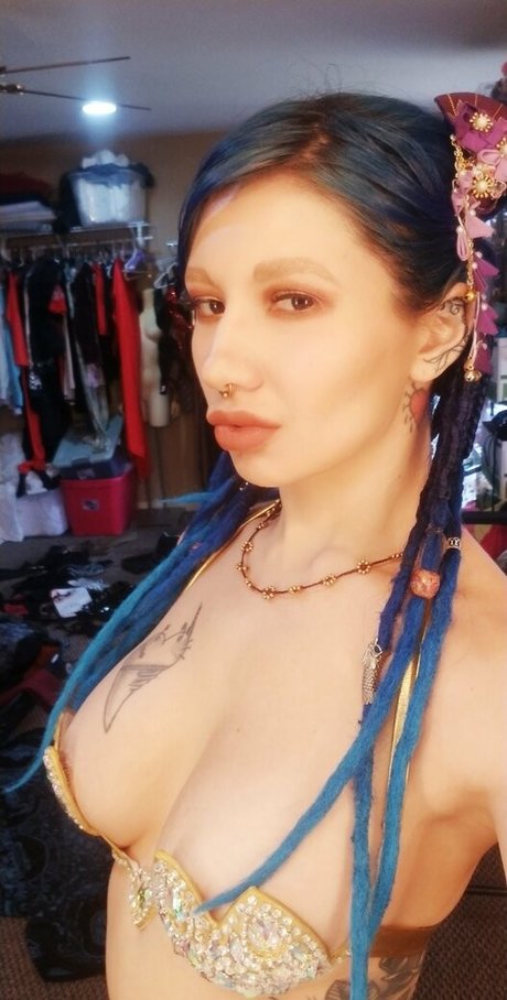 empressming Oben ohne OnlyFans