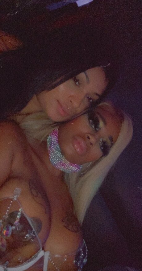 foreignrenaa OnlyFans XX