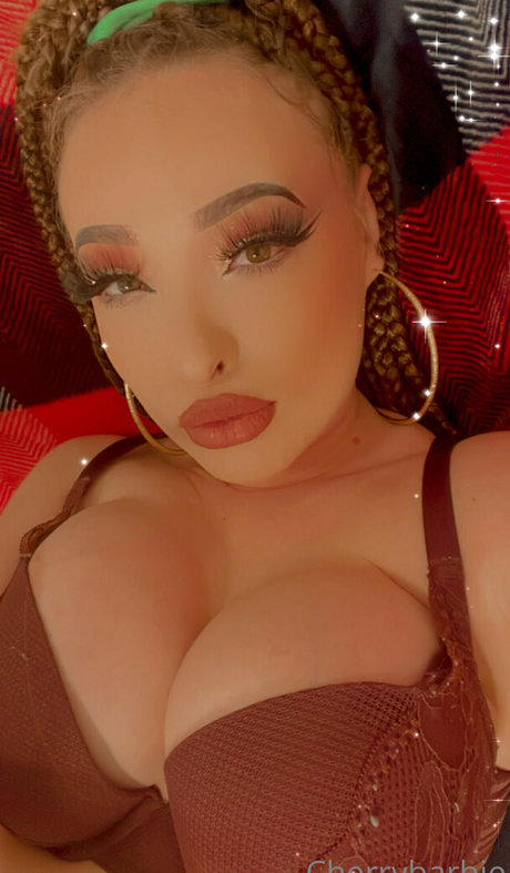 cherrybarbie1 OnlyFans Model Fotos