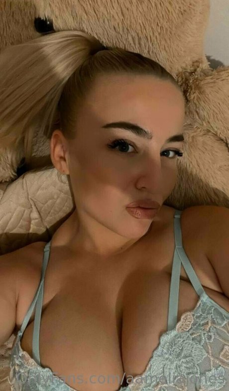 amelia smith OnlyFans