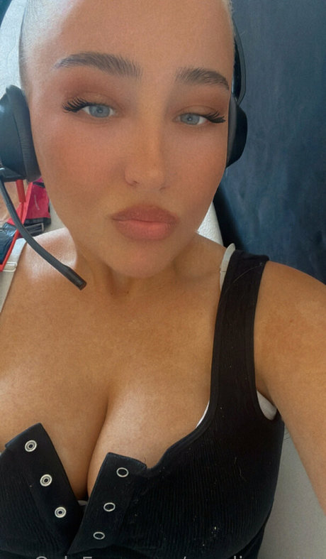 amelia smith OnlyFans Leak