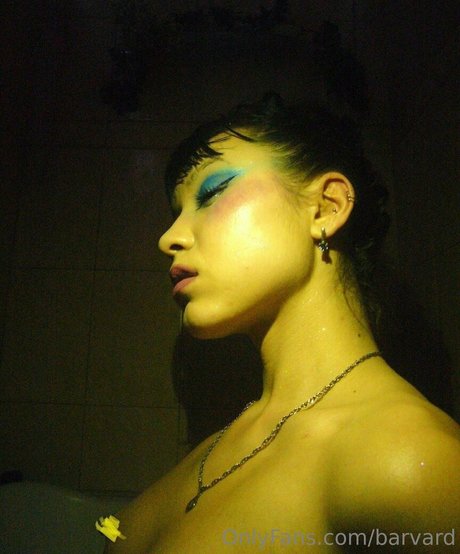 barvard OnlyFans Nacktbilder