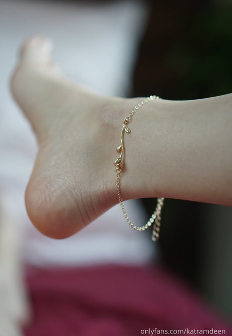 Katherine Ramdeen Oben ohne OnlyFans