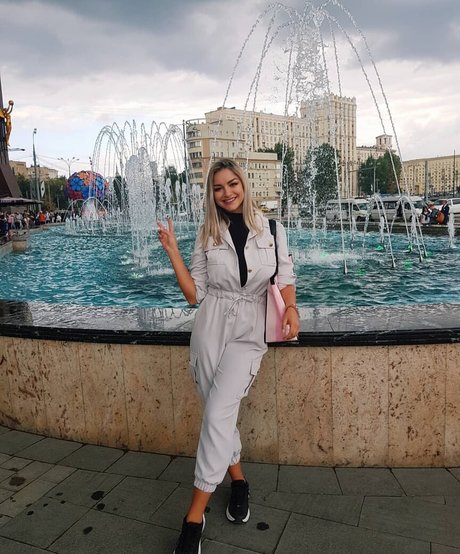 Andreea Ungur Nacktpornos auf OnlyFans