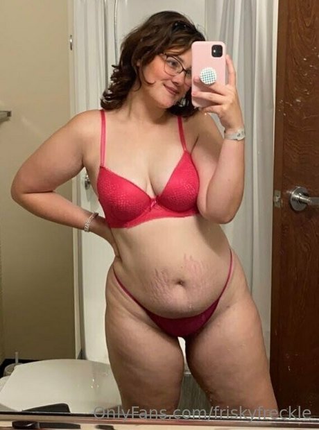 friskyfreckle OnlyFans-Archiv