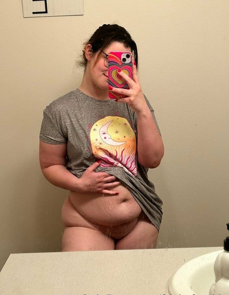 friskyfreckle OnlyFans Star