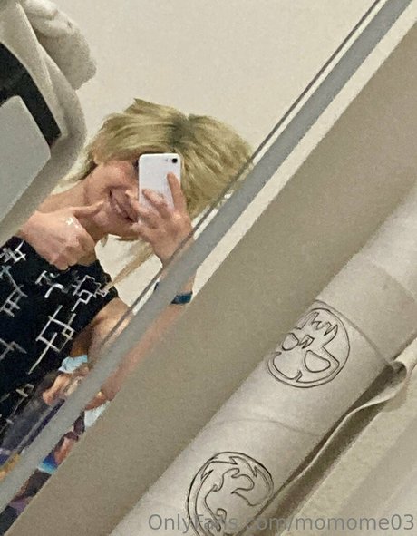 momome03 XXX Leak OnlyFans