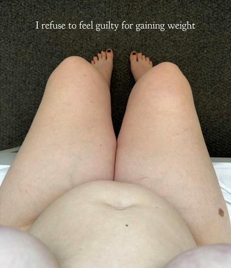 Isabella Davis Leak von OnlyFans