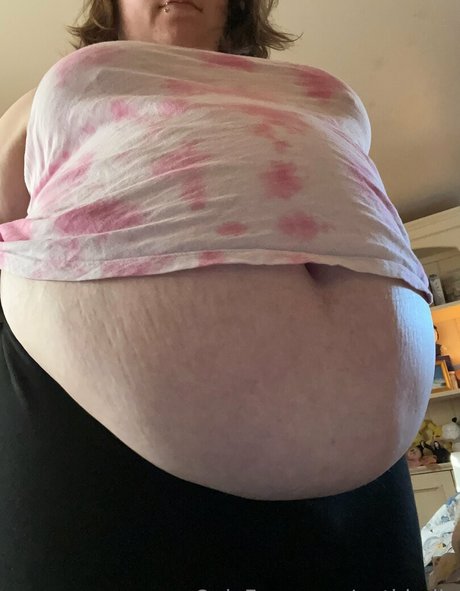 gothbelly XXX OnlyFans