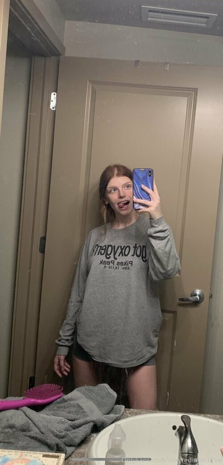 sexyredinbedfree OnlyFans Dirtyship geleakt