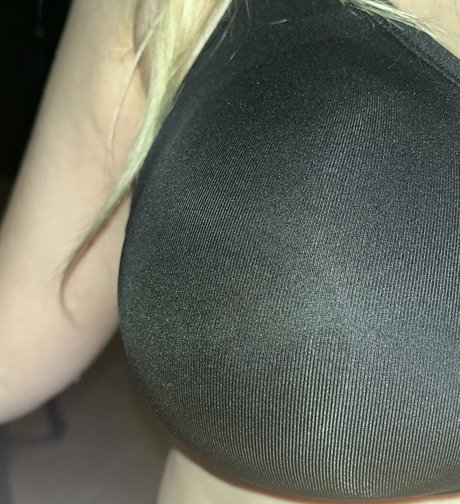 Liminal Mommy Nacktbilder OnlyFans geleakt