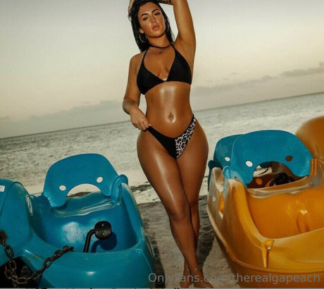 Hayley Davis NurlyFans-Pornoleaks