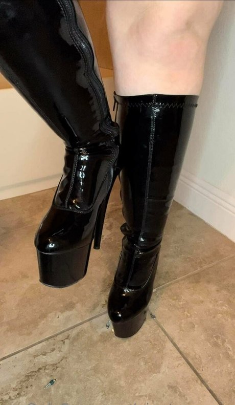 giantessgrey OnlyFans Gratis Porn