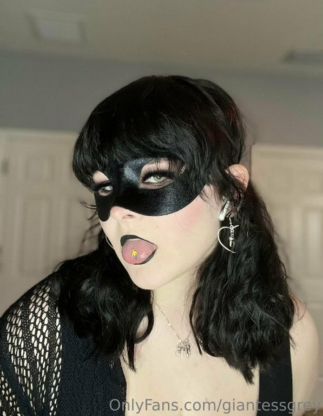 giantessgrey Nacktbilder auf OnlyFans